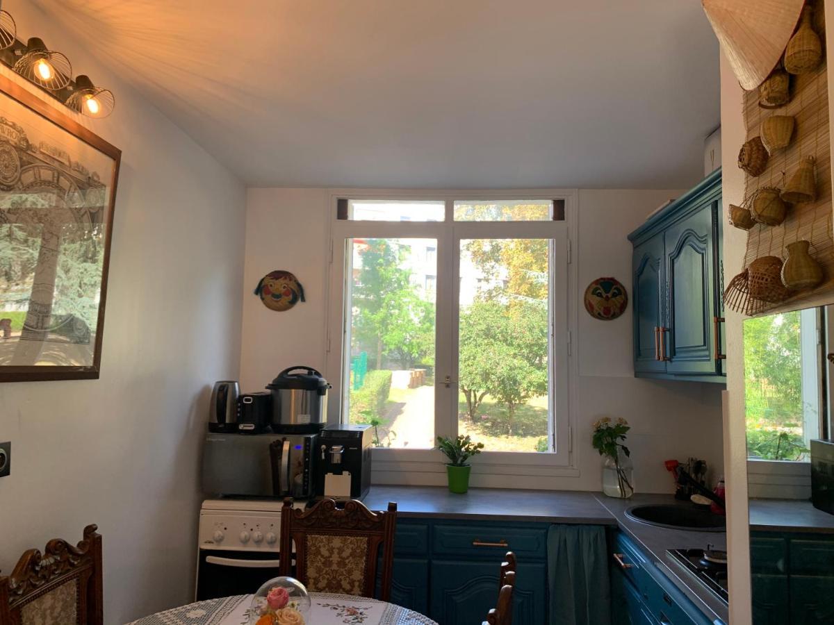 Charmant Room Chez Nous Bus Direct Orly Ablon-sur-Seine Exteriör bild