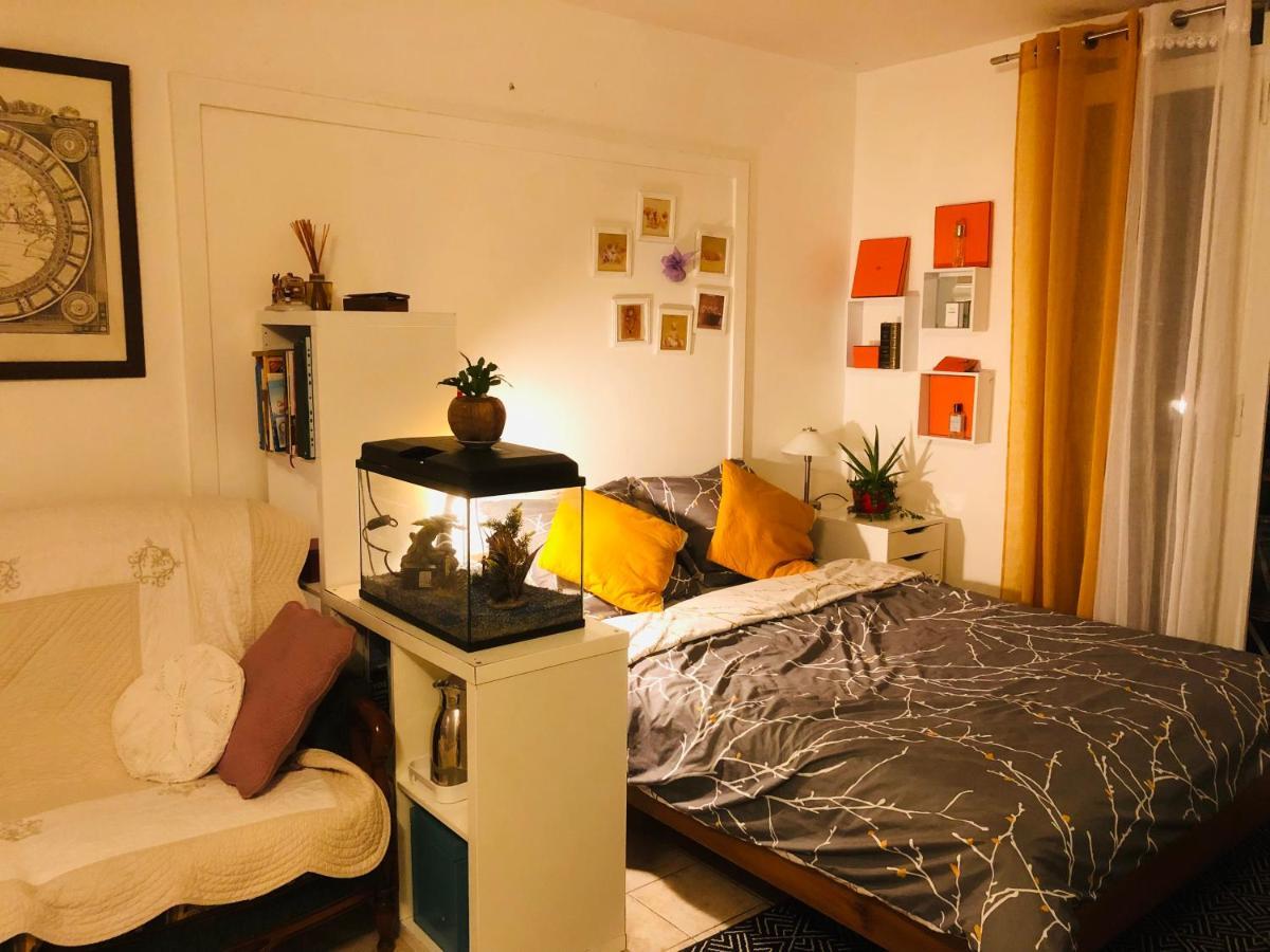 Charmant Room Chez Nous Bus Direct Orly Ablon-sur-Seine Exteriör bild