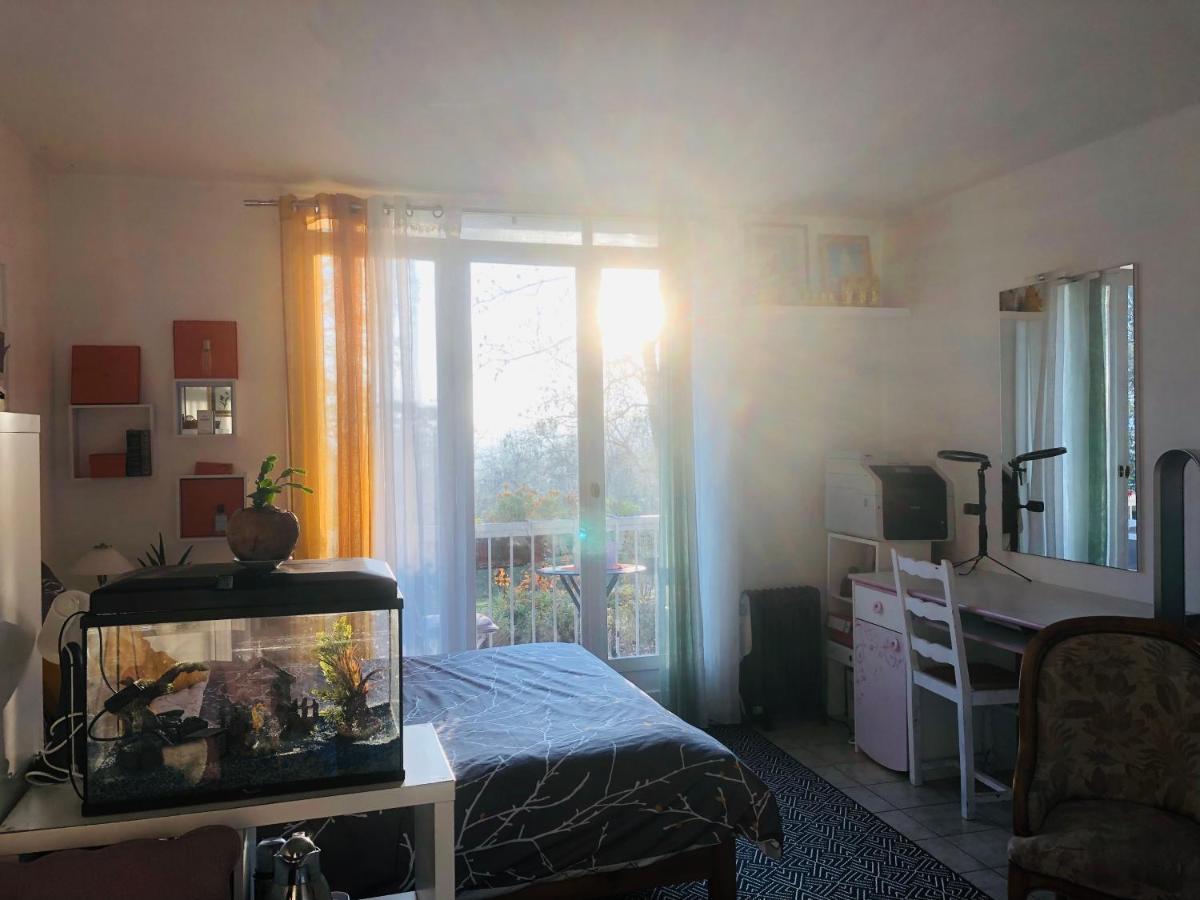 Charmant Room Chez Nous Bus Direct Orly Ablon-sur-Seine Exteriör bild